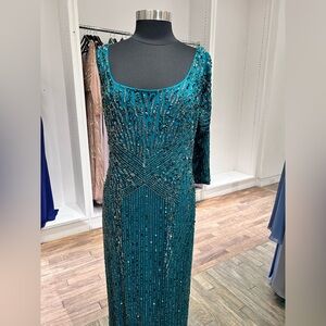 LV22106 Sheath Emerald Green Three-Quarter Sleeve OR Sleeveless Mother's Dress